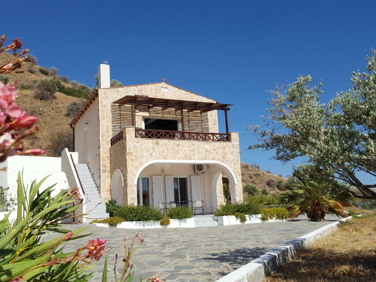 Beautiful Villa In Αγία Γαλήνη Εξωτερικό φωτογραφία